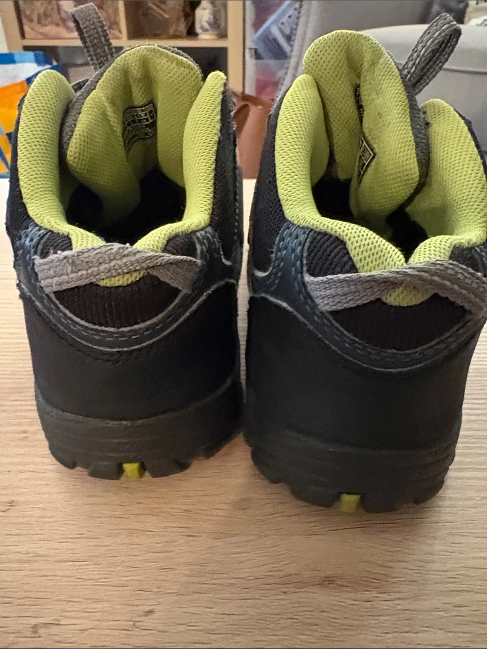 KEEN Kids Gray and Lime Athletic Hiking Sneakers NWOT